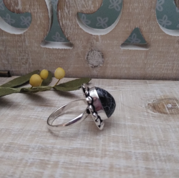 2 RING SET SILVER-STONE RINGS NWOT - Picture 5 of 10